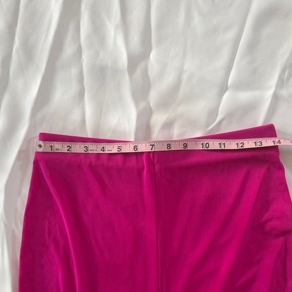 ZARA FUSHIA SKIRT - Picture 4 of 8